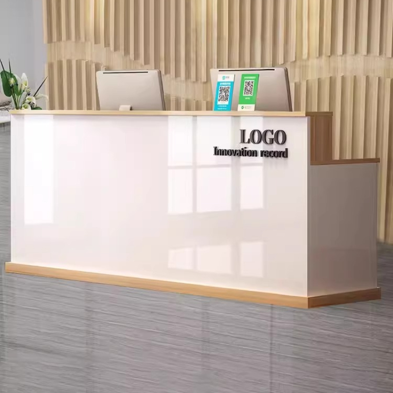 Woodworking Institute - Bancone Reception Moderno per Accademia di